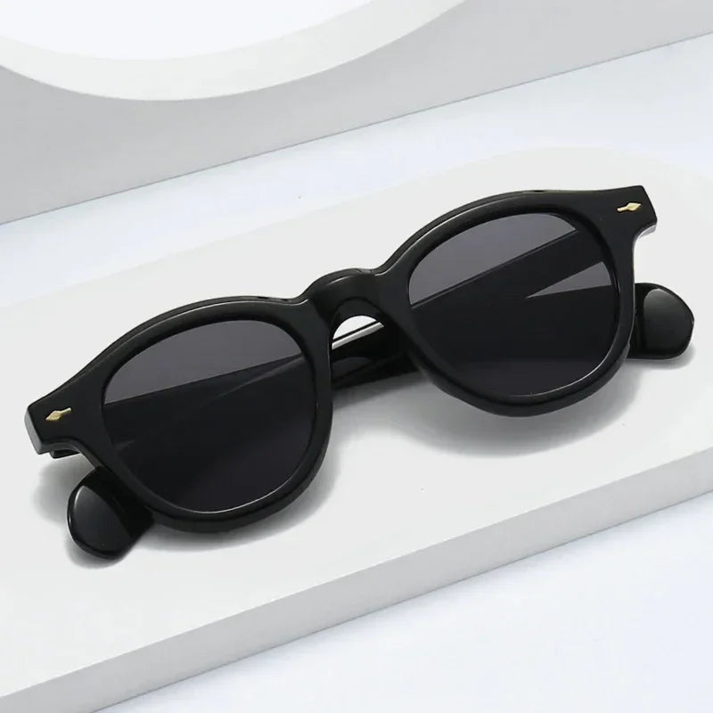 LNFCXI Wholesale Vintage Oval Sunglasses Women Fashion Clear Ocean Lens Shades UV400 Men Trending Rivets Round Sun Glasses