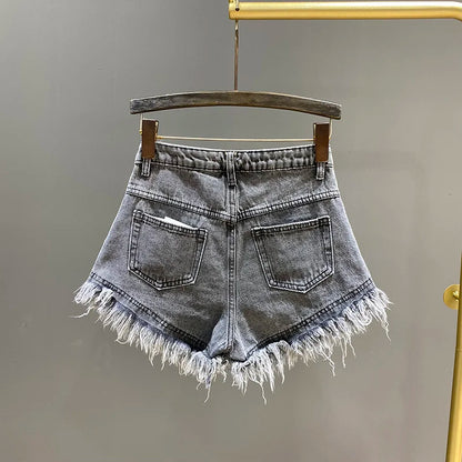 [EWQ] Fashion Green A-line Casual Denim Shorts For Women Streetwear 2024 Summer New Tide Tassel Wide Leg Hot Short Jeans 16Y8995