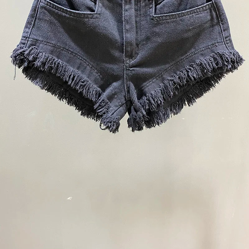 [EWQ] Fashion Green A-line Casual Denim Shorts For Women Streetwear 2024 Summer New Tide Tassel Wide Leg Hot Short Jeans 16Y8995