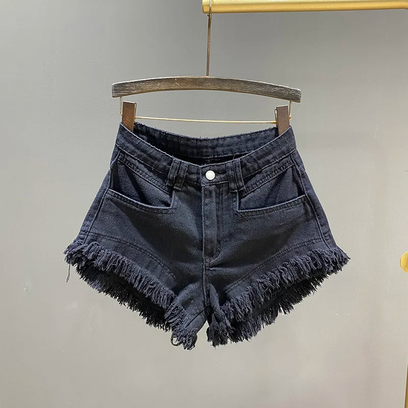 [EWQ] Fashion Green A-line Casual Denim Shorts For Women Streetwear 2024 Summer New Tide Tassel Wide Leg Hot Short Jeans 16Y8995